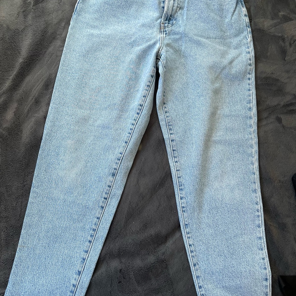 Vintage 1990’s High Rise Straight Leg Light Wash Jeans size 6p (26”x28”) - Picture 11 of 14